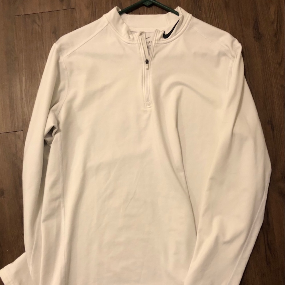 Nike 1/4 Zip Fleece Long Sleeve. I only wore once so I’m re-poshing